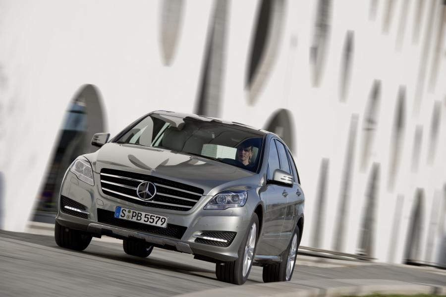  Mercedes-Benz R-Class 2011 года  (фото 38 из 186)